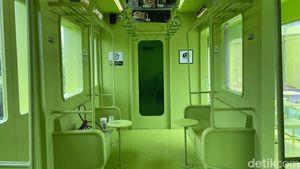 Sensasi Ngopi dengan Nuansa Ala Gerbong Kereta Jepang di Depok