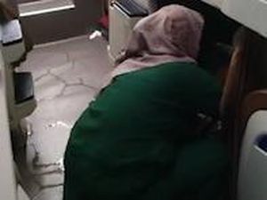 Viral Penumpang Melahirkan dalam Bus Rute Makassar-Palopo Viral Penumpang Melahirkan dalam Bus Rute Makassar-Palopo