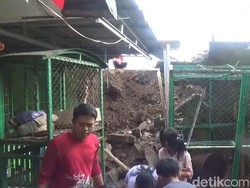 Tembok SDN Pannara Makassar Roboh Tertimpa Longsor Timbunan Proyek Perumahan