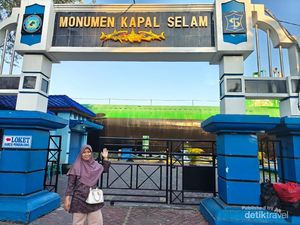 Monumen Kapal Selam Terbesar di Kawasan Asia Monumen Kapal Selam Terbesar di Kawasan Asia