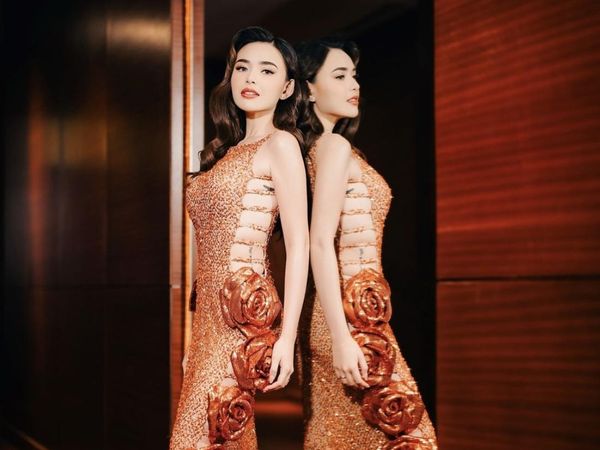 8 Pesona Amanda Manopo di Premiere Film, Tampil Seksi Pamer Tato di Pinggang
