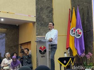 Anies Baswedan Bicara Bahasa dan Cinta Tanah Air Saat Isi Kuliah Umum Anies Baswedan Bicara Bahasa dan Cinta Tanah Air Saat Isi Kuliah Umum