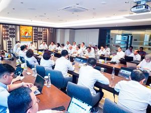 Bamsoet Sebut Kadin Akan Bentuk Satgas Usai Putusan MK soal UU Cipta Kerja Bamsoet Sebut Kadin Akan Bentuk Satgas Usai Putusan MK soal UU Cipta Kerja