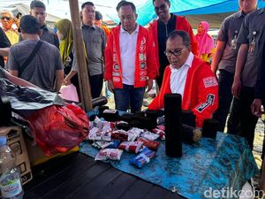 Danny Sapa Warga di Pasar Lambarese Luwu Timur, Emak-emak dan Pedagang Heboh