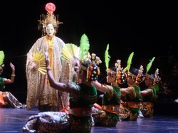 Cerita Didik Nini Thowok Buat Tarian Bedhaya Hagoromo, Kolaborasi Bareng Jepang Cerita Didik Nini Thowok Buat Tarian Bedhaya Hagoromo, Kolaborasi Bareng Jepang