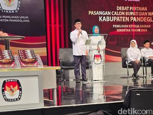 Debat Cabup Pandeglang: Fitron Cecar Dewi Soal Utang Darah dan Obat Rp 46 M