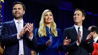 5 Gaya Mentereng Ivanka Trump Saat Donald Trump Pidato Klaim Menang Pilpres