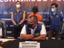 Akal Bulus Kades Bongkasa Minta Fee Proyek Pura Berujung Ditangkap