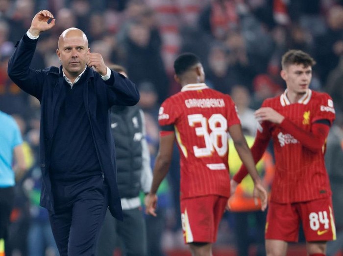 LIVERPOOL, ENGLAND - NOVEMBER 5: Arne Slot, Manager of Liverpool celebrates after winning the UEFA Champions League 2024/25 League Phase MD4 match between Liverpool FC and Bayer 04 Leverkusen at Anfield on November 5, 2024 in Liverpool, England. (Photo by Richard Sellers/Sportsphoto/Allstar via Getty Images)