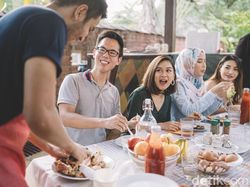 Ini 5 Manfaat Positif Makan Bersama Keluarga