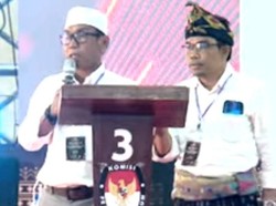 Puad-Lege Kritik Pelayanan di RSUD Praya, Janji Lengkapi Fasilitas-Dokter