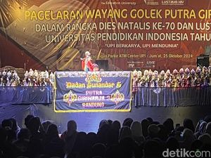 Wayang Golek di Jawa Barat: Jejak dan Perjalanan yang Tak Terputus Wayang Golek di Jawa Barat: Jejak dan Perjalanan yang Tak Terputus
