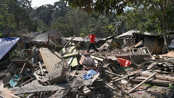 Permukiman Warga Hancur Terdampak Erupsi Gunung Lewotobi Laki-laki