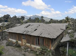 Satu Korban Erupsi Lewotobi Diamputasi, 4.461 Orang Tinggal di Pengungsian