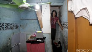 Kondisi Terkini Rumah 2x3 Meter Nenek Hasna yang Mau Direnovasi Aguan