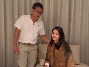 Rocky Gerung Nilai Sherly Mercusuar Kebangsaan di Malut: Paham Rakyat Kecil Rocky Gerung Nilai Sherly Mercusuar Kebangsaan di Malut: Paham Rakyat Kecil