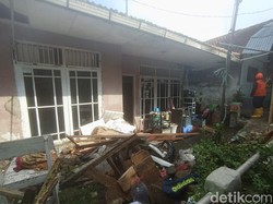 66 Rumah Rusak-118 Warga Mengungsi gegara Bencana di Sukabumi