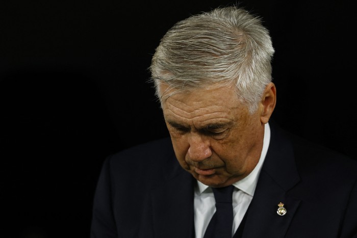 Soccer Football - Champions League - Real Madrid v AC Milan - Santiago Bernabeu, Madrid, Spain - November 5, 2024 Real Madrid coach Carlo Ancelotti before the match REUTERS/Susana Vera