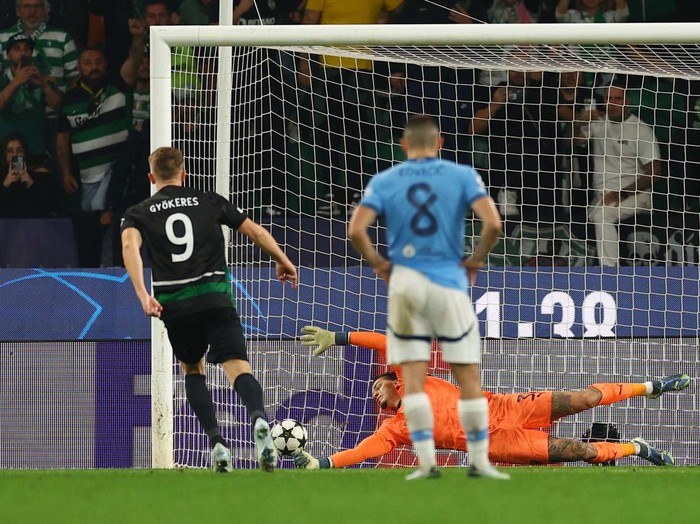 Soccer Football - Champions League - Sporting CP v Manchester City - Estadio Jose Alvalade, Lisbon, Portugal - November 5, 2024
Manchester City manager Pep Guardiola Action Images via Reuters/Andrew Boyers     TPX IMAGES OF THE DAY