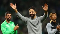Ruben Amorim sendiri mulai menangani MU mulai Senin (11/11) atau saat jeda internasional.  