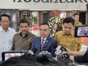 Jokowi Puji 100 Hari Kinerja Prabowo-Gibran, Begini Kata Dasco Jokowi Puji 100 Hari Kinerja Prabowo-Gibran, Begini Kata Dasco