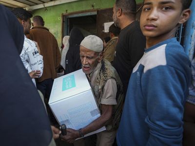 Israel Bakal Larang Bantuan UNRWA, Warga Gaza Ketar-ketir