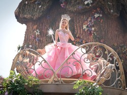 Alasan Ariana Grande Ubah Namanya di Wicked