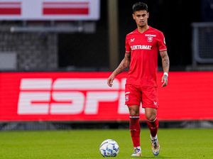 Cedera, Mess Hilgers Absen di Liga Europa Cedera, Mess Hilgers Absen di Liga Europa