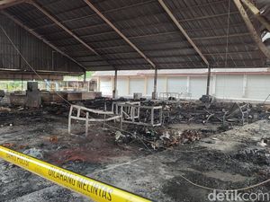 Nasib Pedagang Pasar Sri Bantas Tabanan Setelah Kebakaran Hebat Nasib Pedagang Pasar Sri Bantas Tabanan Setelah Kebakaran Hebat