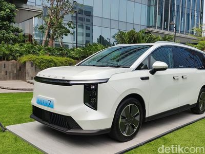 Tampang Maxus Mifa 7, Calon Penantang Toyota Voxy-Nissan Serena di RI
