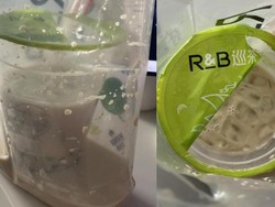 Pelanggan Kesal, Sopir Ojol Biarkan Pesanan Minuman Tumpah di Depan Pintu