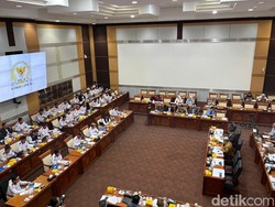 Video: Komisi I DPR Rapat Tertutup Bareng BSSN Bahas Pilkada 2024
