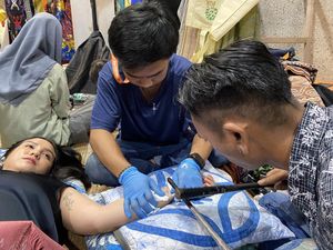 Seni Tato Suku Dayak Iban: Menjaga Tradisi dan Menghadirkan Keberagaman Seni Tato Suku Dayak Iban: Menjaga Tradisi dan Menghadirkan Keberagaman