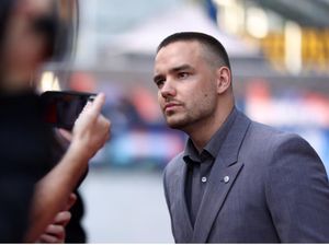 Dunia Hari Ini: 3 Orang Ditangkap Terkait Meninggalnya Penyanyi Liam Payne Dunia Hari Ini: 3 Orang Ditangkap Terkait Meninggalnya Penyanyi Liam Payne