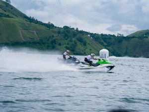Ratusan Pebalap Ramaikan Aquabike Jetski World Championship Pekan Ini Ratusan Pebalap Ramaikan Aquabike Jetski World Championship Pekan Ini