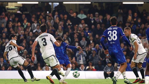 Soccer Football - Europa Conference League - Chelsea v Noah - Stamford Bridge, London, Britain - November 7, 2024 Chelsea's Joao Felix scores their sixth goal Action Images via Reuters/Matthew Childs