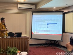 LSI Denny JA Prediksi Dedi Mulyadi Bakal Cetak Sejarah di Pilgub Jabar