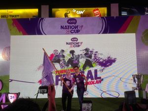 17 Tim Futsal Terbaik Siap Rebutkan Rp 870 Juta di Final AXIS Nation Cup 17 Tim Futsal Terbaik Siap Rebutkan Rp 870 Juta di Final AXIS Nation Cup