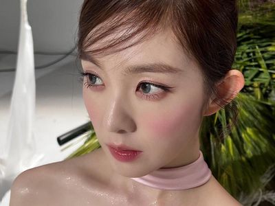 Foto-foto Ini Bikin Gak Sabar Nunggu Debut Solo Irene Red Velvet