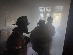 Kebakaran di Gedung DPRD Maros Diduga gegara AC Meledak