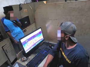 Modus Licin Warnet Kendal Bongkar Blokiran Bikin Pelanggan Bebas Akses Judol Modus Licin Warnet Kendal Bongkar Blokiran Bikin Pelanggan Bebas Akses Judol