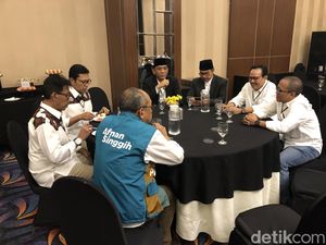 Penampakan Para Paslon Hadiri Debat Perdana Pilkada Jogja Malam Ini