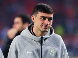Demi Olmo, Barcelona Mau Relakan Pedri Pergi?