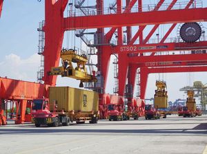 Pelindo Catatkan Kenaikan Arus Barang, Pendapatan Q3 2024 Tembus Rp 23,5 T