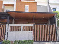 Penampakan Markas Judi Online di Cengkareng yang Digerebek Polisi