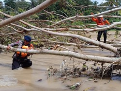 Pencarian Pemuda Nekat Lompat Bendungan Benteng Pinrang Disetop
