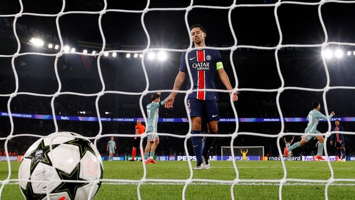 PSG Soccer Football - Champions League - Paris St Germain v Atletico Madrid - Parc des Princes, Paris, France - November 6, 2024 Paris St Germain's Marquinhos looks dejected after Atletico Madrid's Angel Correa scores their second goal REUTERS/Christian Hartmann TPX IMAGES OF THE DAY
