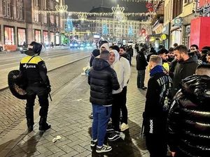 Kronologi Bentrokan Supporter Israel vs Warga Lokal di Amsterdam