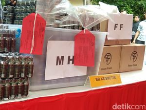 Ramai Desakan Agar Polda Sulsel Segera Tahan 3 Tersangka Skincare Merkuri Ramai Desakan Agar Polda Sulsel Segera Tahan 3 Tersangka Skincare Merkuri