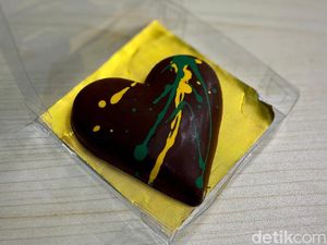 Istimewa! Cokelat Dubai Bentuk Hati yang Harus PO 3 Hari Istimewa! Cokelat Dubai Bentuk Hati yang Harus PO 3 Hari